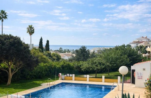 El Faro Apartment | Luna del Faro -Ocean views and Pools by Budha Apartments