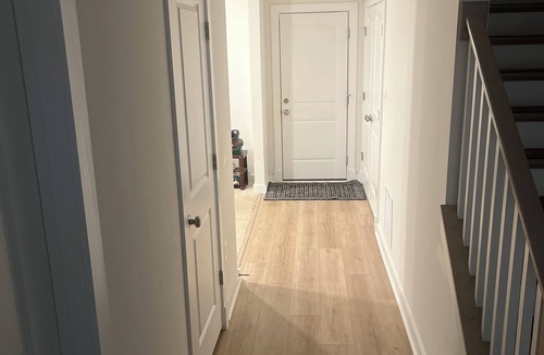 Buzzard Point Apartment | LUX, Cozy Chic apartment. Audi Field, Navy Yard, Wharf. Perfect!