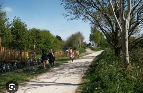 Ardens Grafton Apartment | Lux Hut Nestled between The Cotswolds & Stratford