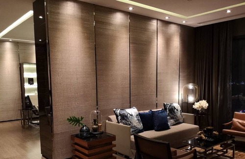 Khlong Toei Nuea Apartment | Luxurious & Romantic in the Heart of BKK. MRT/BTS!