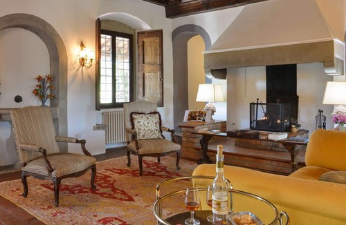 Twist House | Luxurious country house among the Tuscan vineyards
