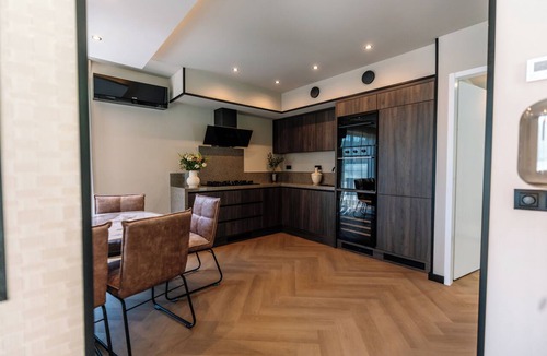 Waarland House | Luxury 10-person villa in Waarland with 5 bedrooms, private indoor pool, hot tub, and plenty of peace, space, and comfort.