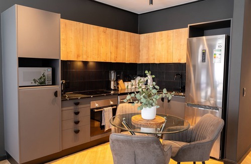Century City Apartment | Luxury 2 bedroom apartment, in the heart of century city.