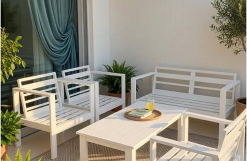 Greater Johannesburg Metropolitan Area Apartment | Luxury 2BR Embassy Towers Apartment and spa. Sandton.