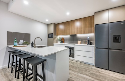 Burswood Apartment | Luxury 3 BR Family-Friendly Retreat | Near Crown & Optus Stadium + Free Parking