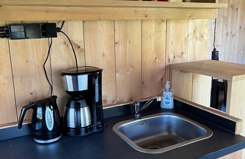 Hensbroek Cottage | Luxury 4-person safari tent on Landgoed de Leijen