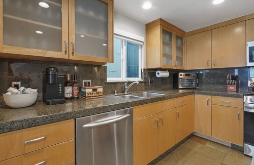 Hollywood Beach House | Luxury 6 bedroom Oceanfront Hollywood Beach Mansion