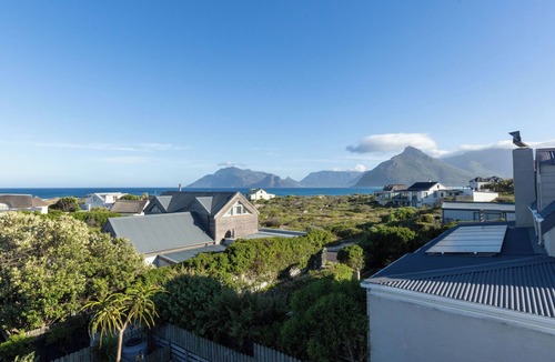 Kommetjie House | Luxury and peaceful 4-bedroom house in Kommetje, Cape Town