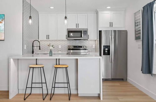 Lincoln Acres Apartment | Luxury apartment in SD~7 min from the beach!