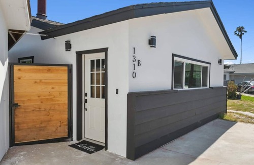 Lincoln Acres Apartment | Luxury apartment in SD~7 min from the beach!