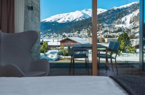 Davos-Dorf Apartment | Luxury Davos Apartment for 4 - Panorama Terrace & 5 Star Hotel Spa