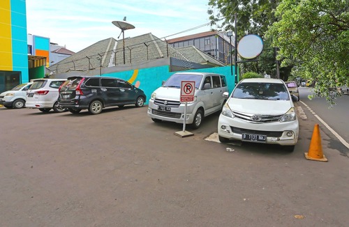Gambir House | Luxury Deluxe DBL Retreat W/Free Wifi and Parking