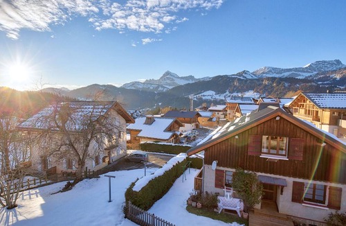 Notre-Dame-de-Bellecombe Ski Chalet | Luxury chalet for 10 with sauna in village center, WiFi included