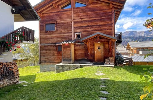 Notre-Dame-de-Bellecombe Ski Chalet | Luxury chalet for 10 with sauna in village center, WiFi included