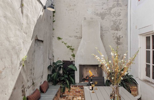 Arts/Warehouse District House | Luxury Historic Home Near to Downtown