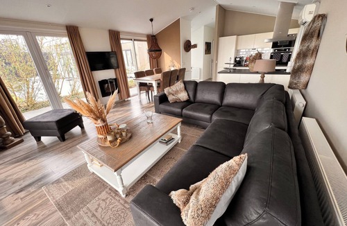 Bovenkarspel Ski Chalet | Luxury Holiday Villa * Markermeer Bovenkarspel directly on the Markermeer