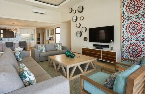 Playa Langosta Villa | Luxury Oceanfront Offering In Gated Community