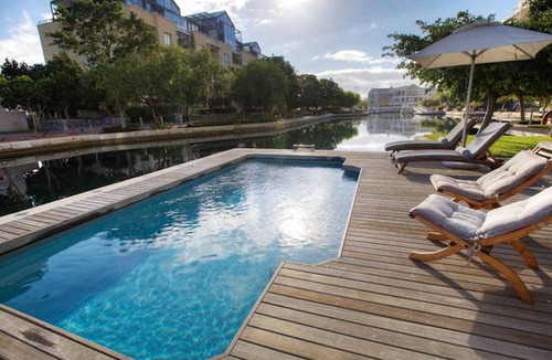 Victoria and Alfred Waterfront Apartment | Luxury Two Bedroom Apartment