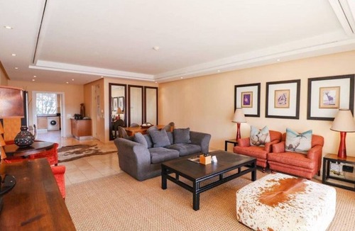 Victoria and Alfred Waterfront Apartment | Luxury Two Bedroom Apartment