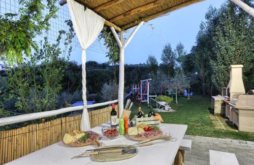 Palaia Villa | Luxury Villa in Tuscany with Pool near Pisa and Florence - Sixe Bedrooms 12 pl