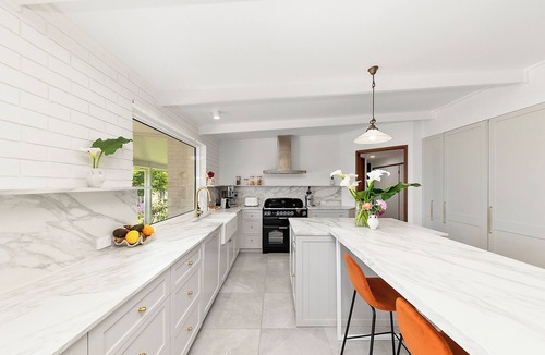 Wamboin Other | Luxury Wamboin Farmhouse- Spa, Chef’s Kitchen, 5BR