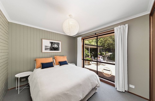 Wamboin Other | Luxury Wamboin Farmhouse- Spa, Chef’s Kitchen, 5BR