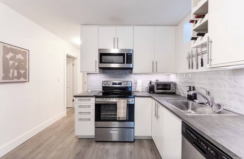 Lynn Valley House | Lynn Valley 2BR Suite By Grouse Mtn & Lynn Canyon