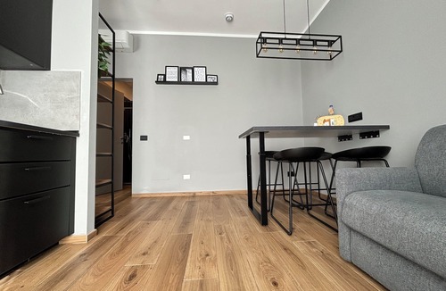 Scandicci Apartment | M4 BLACK Modern and Functional Studio Apartment
