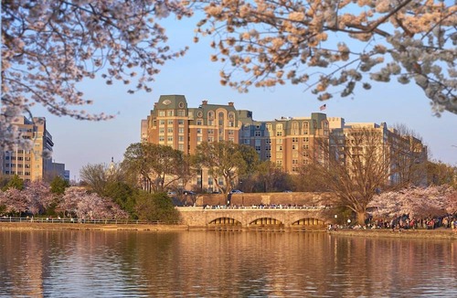 Southwest Federal Center Hotel | Mandarin Oriental, Washington D. C.