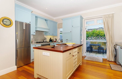 Kalk Bay House | Majestic Townhouse 9 - Kalk Bay seaside living