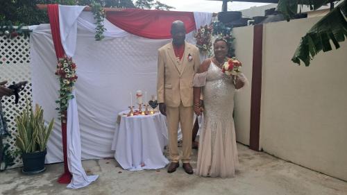 Bon Accord Village House | Mango Dance