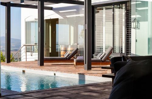 Stellenbosch Villa | Manor at Longridge