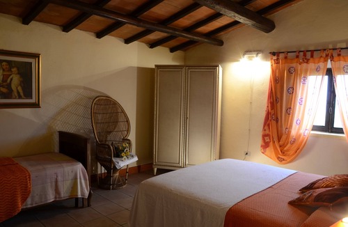 Chianni House | Margherita room in farmhouse with swimming pool, 30km from Volterra, 40km from Pisa,