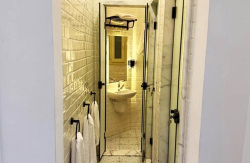 Qasr an-Nil Hostel | marhaba inn