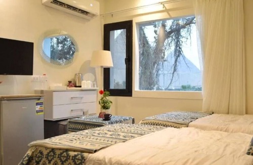Al-'Umraniyah Apartment | Maria Pyramids House - Superior Double or Twin Room