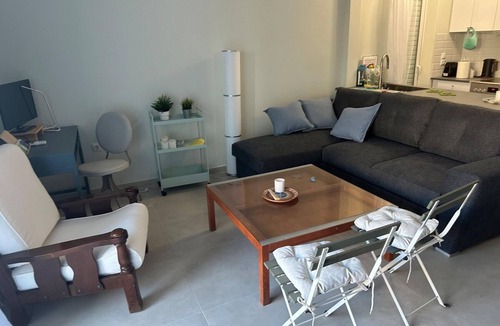 Rafina-Pikermi Apartment | Marikes Beach Apartment