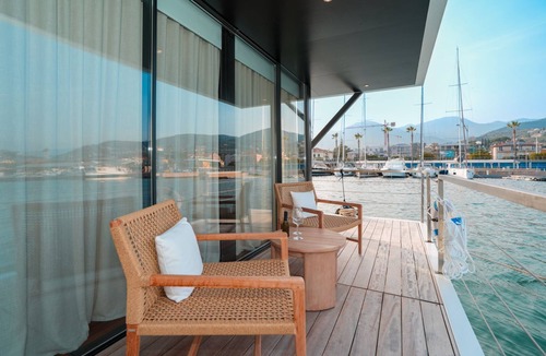 Loano Boat Rental | Marina Suite