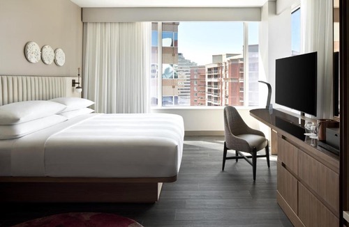 Bethesda Hotel | Marriott Bethesda Downtown at Marriott HQ