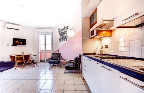 San Donato-San Vitale Apartment | Massarenti 14 a Porta S. Vitale by Wonderful Italy