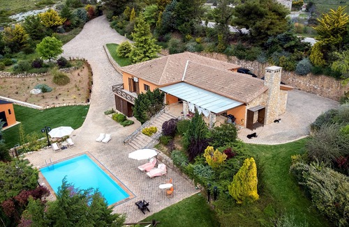 Marathon Villa | Mediterranean villa with private pool, just 40klm from Athens
