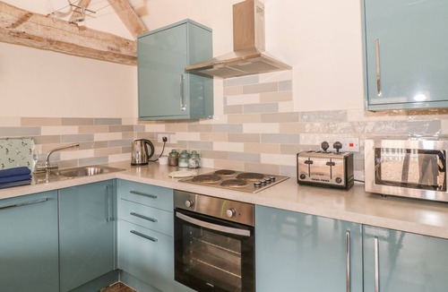 Tiddington Cottage | MEGS COTTAGE, family friendly, luxury holiday cottage in Tiddington