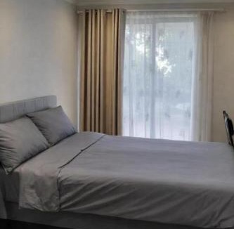 Greater Johannesburg Metropolitan Area Apartment | Melville Haven Apartment Modern Living Near UJ & Milpark