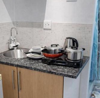 Greater Johannesburg Metropolitan Area Apartment | Melville Haven Apartment Modern Living Near UJ & Milpark