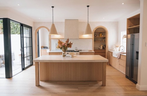 Hemel En Aarde House | Menuha Luxury Accommodation Hermanus, Western Cape