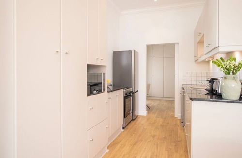 Stellenbosch Central Apartment | Middedorp Villa and Apartments