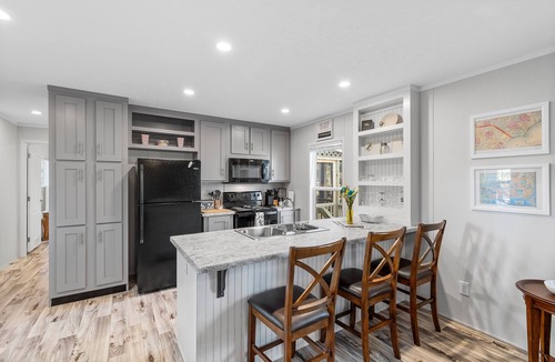 Varnamtown House | "Minnie Vacay" is a 3 Bedroom, 2 Bathroom Home on the Mainland!