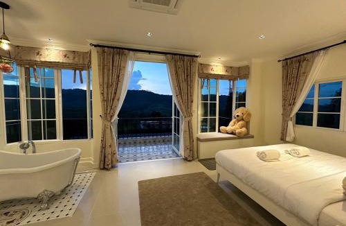Khao Kho House | Misty English Cottage