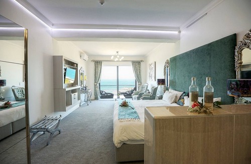 Westcliff Hotel | Misty Waves Boutique Hotel