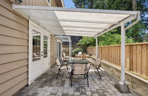 Blueridge House | Modern 1BR + Murphy Bed Garden Suite | Steps to Trails & Transit | Pet Friendly