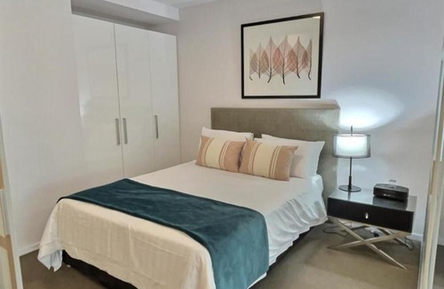 Belconnen Apartment | Modern 1BR Views in Belconnen